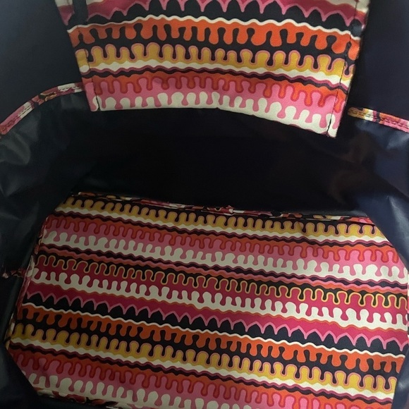 VERA BRADLEY Lighten Up Expandable Travel Weekender Bag - Picture 5 of 15